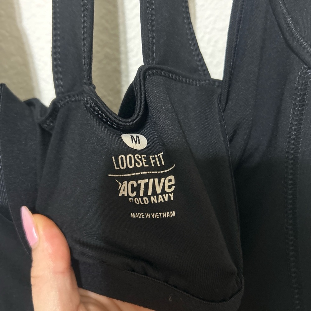 Old Navy Active Loose Fit Black Racerback Tank Top with Built-in Bra - Picture 2 of 7